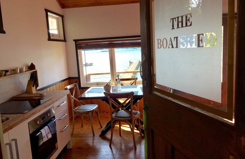 Dangar Island Cabin | Boatshed Bliss: Pet-Friendly Retreat with Ocean Views