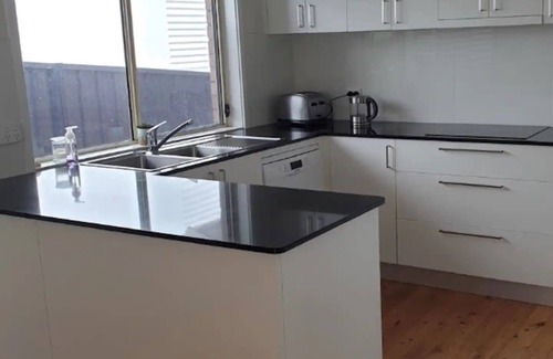 Dalmeny House | Beachfront Bliss at Bob & Rob's Retreat - Rated 9.6/10