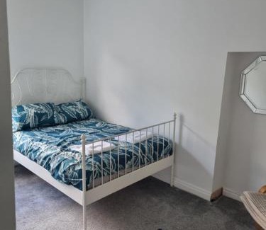Abercwmboi Apartment | Discover Bob's Bunkhouse: Top-Rated, Family & Pet Friendly