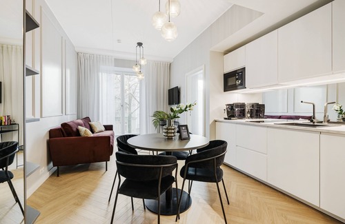 Kesklinn Apartment | Inviting Stay at Bob W Ambassador - 4 Stars & Family-Friendly