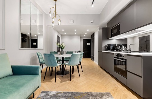 Kesklinn Apartment | Inviting Stay at Bob W Ambassador - 4 Stars & Family-Friendly