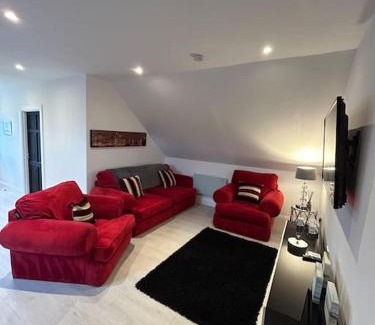 Belmullet Apartment | Cozy Apartments in Belmullet, Ireland for Family Getaways