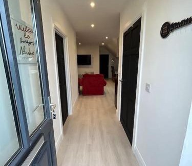 Belmullet Apartment | Cozy Apartments in Belmullet, Ireland for Family Getaways