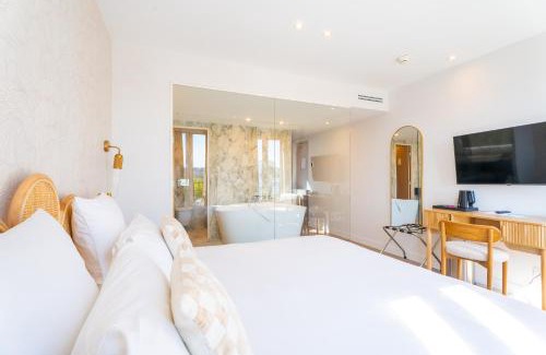Quartier du Petit-Montrouge Hotel | Stylish Idéal Hôtel Design: Wheelchair Accessible & Family-Friendly