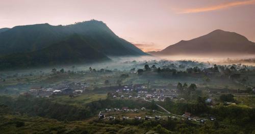 Kecamatan Sembalun Resort | Relax at Bobocabin Gunung Rinjani with Free Breakfast