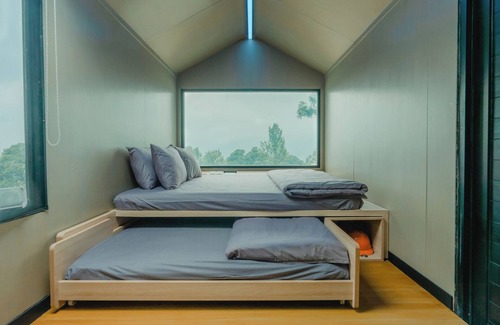 Cisarua Hotel | Discover Bobocabin Gunung Mas: Family-Friendly Retreat