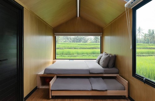 Tegallalang Cabin | Discover Bobocabin Ubud: Family-Friendly with Kitchen Access