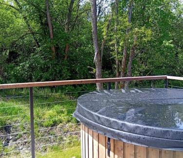 Bobrovnik Resort | Discover Bobrí potôčik: Pet-Friendly Beach Retreat