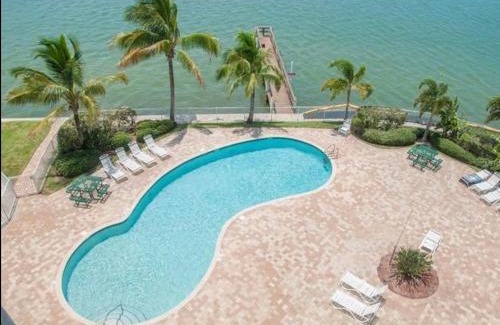 St. Petersburg - Clearwater Resort | Pet-Friendly Boca Ciega Resort with Pool & Hot Tub Access
