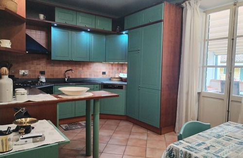 Bocca di Magra Apartment | Charming Bocca di Magra House with Expansive Terrace