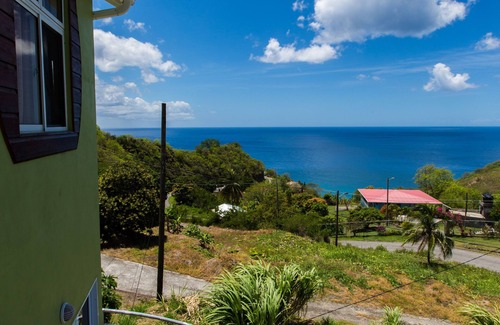 Canaries Villa | Idyllic Bocean Villa: Oceanfront Retreat with Pool & Spa