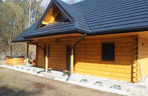 gmina Rogowo House | Bochenówka: Guest Rated 9.8 with Hot Tub & Pet Friendly