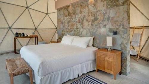 Vista Flores Cabin | Experience Bodega Alpasión Lodge and Glamping Retreat