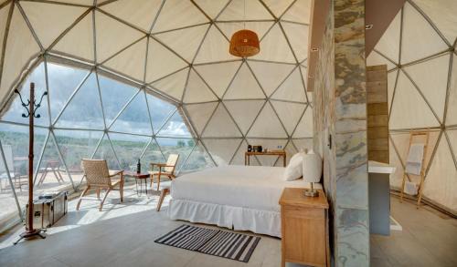 Vista Flores Cabin | Experience Bodega Alpasión Lodge and Glamping Retreat