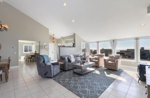 Bodega Bay House | Seaside Retreat: Bodega Bay 3-Bedroom Home with Ocean Views