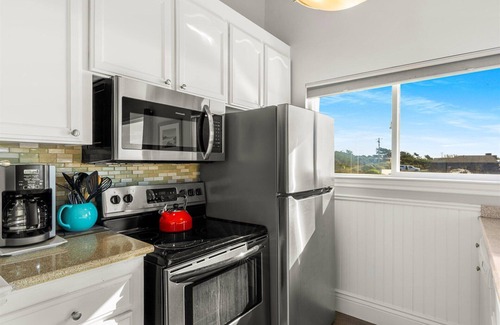 Sereno del Mar House | Pet-Friendly Bodega Bay Beach Home with Ocean View & Pool