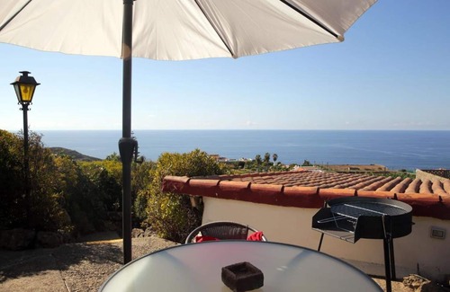 Buen Paso Apartment | Discover Bodeguita Finca Tabaiba: Pool, Spa & Family Fun