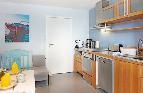 Ludwigshafen House | Relax at Bodensee-Apartment SeeSucht with Spa & Kitchen