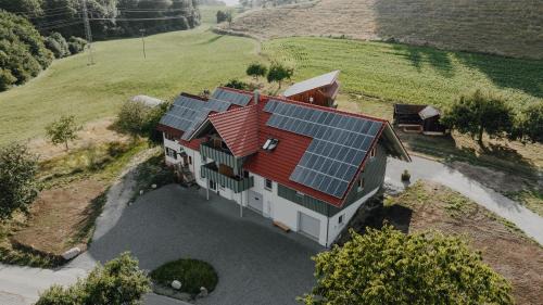 Neukirch Apartment | Family-Friendly BodenSEE Apartment in Neukirch Goppertsweiler