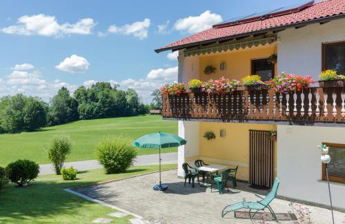 Grunkraut Apartment | Family-Friendly BodenSEE Apartment in Ravensburg Grünkraut