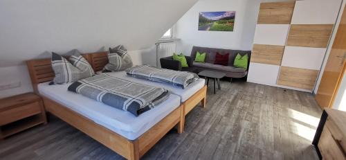Tettnang Apartment | Guest Rated 9.7: BodenSEE Apartment Tettnang HOPFENTRAUM