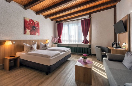 Ludwigshafen Hotel | Experience Comfort at Bodenseehotel Krone - Rated 9/10