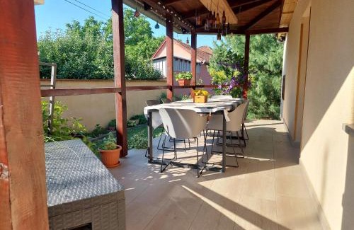 Gyula Apartment | Guest Rated 10/10: Bodza Apartman with Family-Friendly Amenities