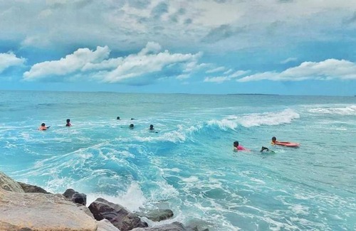 Vaikaradhoo House | Oceanfront Bliss at Boegas View Guesthouse - Rated 10/10