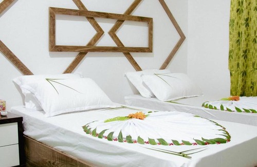 Vaikaradhoo House | Oceanfront Bliss at Boegas View Guesthouse - Rated 10/10
