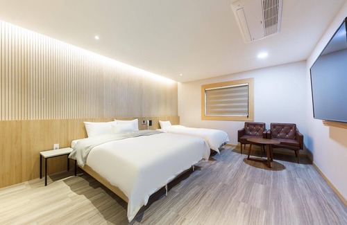 Boeun Hotel | Discover Boeun Malti Self Check-in Motel: 10/10 Guest Rated