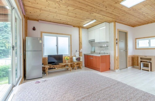 Boeun House | Eco-Friendly Retreat at Boeun Supsogui Hayan Pension