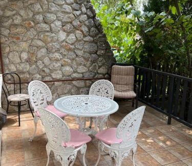 Bogacs House | Hizóczki Vendégház: 10/10 Rated, Pet-Friendly Retreat
