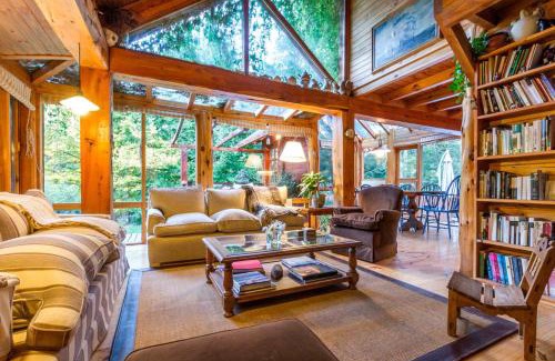 Villa La Angostura House | Relax at BOG Costa de Rio - Pool, Hot Tub & River Views