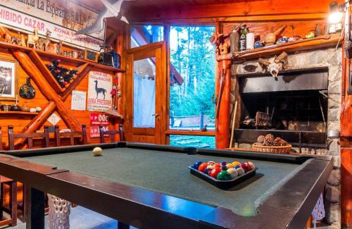 Villa La Angostura House | Relax at BOG Costa de Rio - Pool, Hot Tub & River Views
