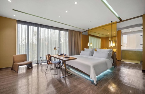 La Cabrera Hotel | Relax at the BOG Hotel: Pool, Spa & 4-Star Comfort