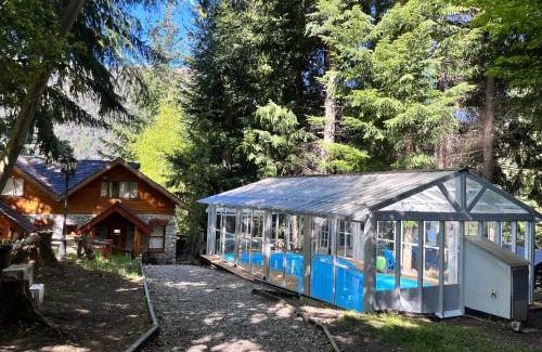 Puerto Manzano House | BOG Le Pommier: Lakeside Cabanas with Heated Pool & Hot Tub
