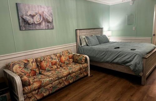 Atlantic Beach Apartment | Discover Bogue Shores: Your Oceanfront Paradise Awaits
