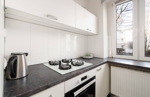 Grunwald Apartment | Charming Studio in Poznan | Pet-Friendly & Wifi Access