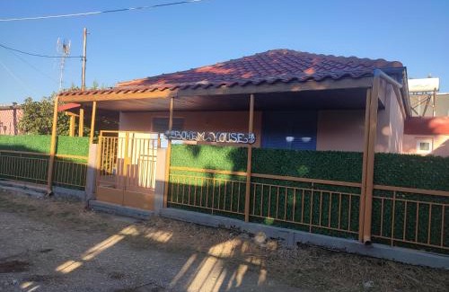 Asprovalta House | Family-Friendly Retreat at Bohem House for You and Your Pets