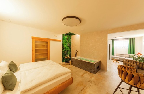 Turnov Hotel | Discover Bohemia Inn Hotel: Family-Friendly Getaway