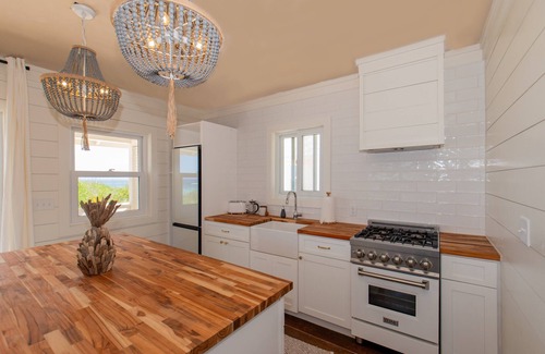 Governor's Harbour House | Bohemia - New Luxury Beachfront Bungalows