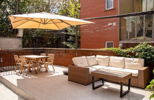 Plateau Mont Royal Apartment | Stylish 2-Bedroom Retreat with Rooftop & Terrace Access