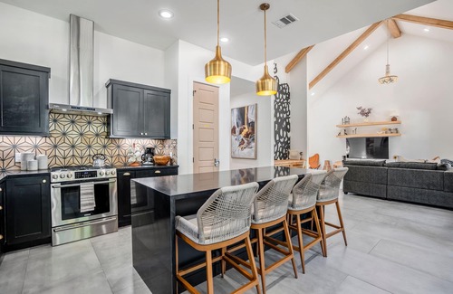 Greater East End House | Bohemian Cathedral: Pet-Friendly Stay in East Downtown