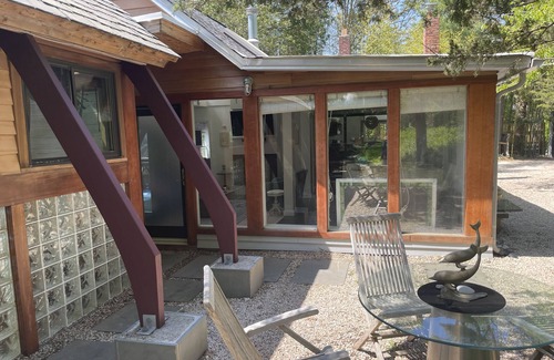 Noyack House | Chic 2-Bedroom Sag Harbor Home with Indoor Pool & Spa