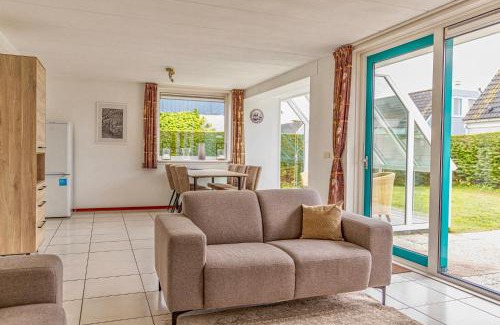 Sint Maartenszee House | Discover Bohemien Resort 8: Pet & Child Friendly Retreat