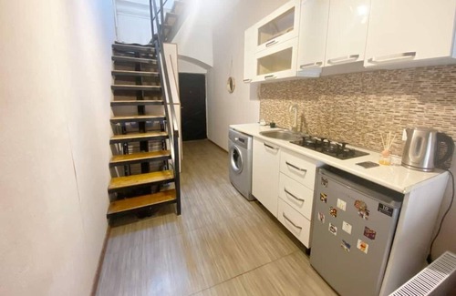 Tbilisi City Centre Apartment | Trendy Boho Apartment in Old Tbilisi with Breakfast Included