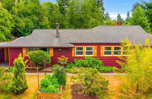 North City Apartment | Experience Boho Bliss Bungalow: Spa & Family-Friendly Retreat