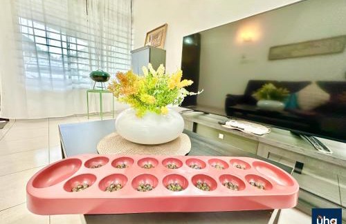 Taman Molek House | Boho Bliss: Taman Molek Family Retreat Near Jusco Tebrau
