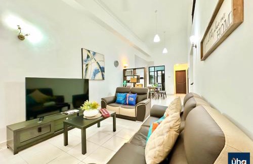 Taman Molek House | Boho Bliss: Taman Molek Family Retreat Near Jusco Tebrau