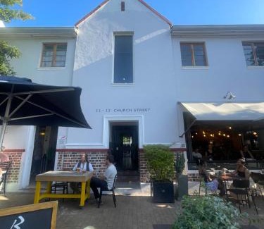 Stellenbosch Central Apartment | Guest Rated 9.7 - Boho Chic Studio in Beautiful Stellenbosch